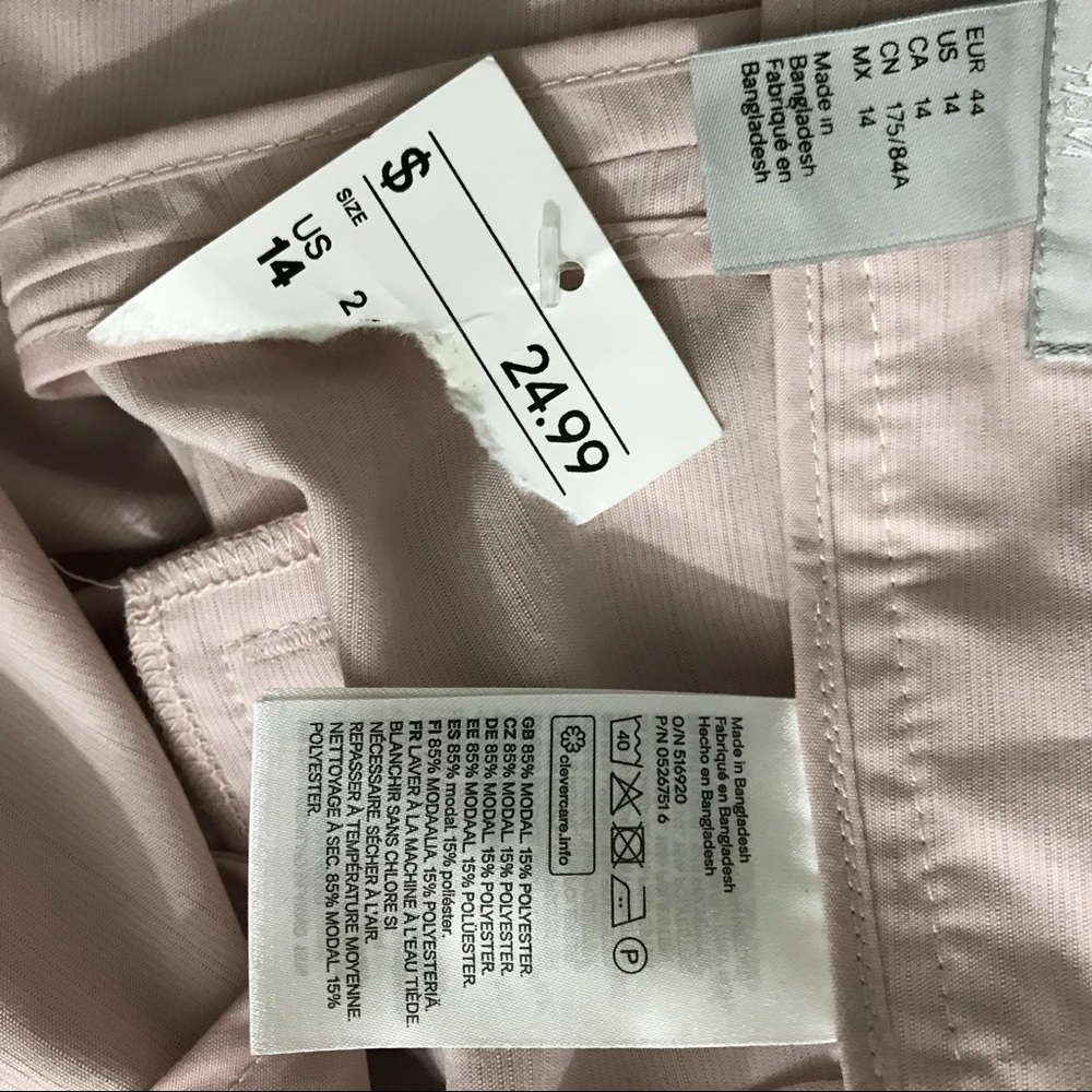 H&M Shorts - Picture 7 of 7